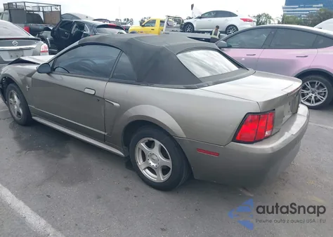 2002 Ford Mustang z USA, uszkodzony, nr VIN 1FAFP44432F146179